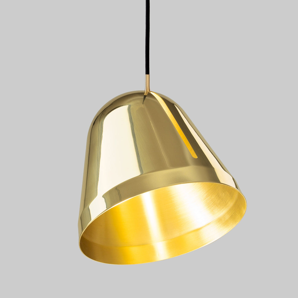 Nyta Tilt Large Brass in solid brass – adjustable pendant light, photo 6