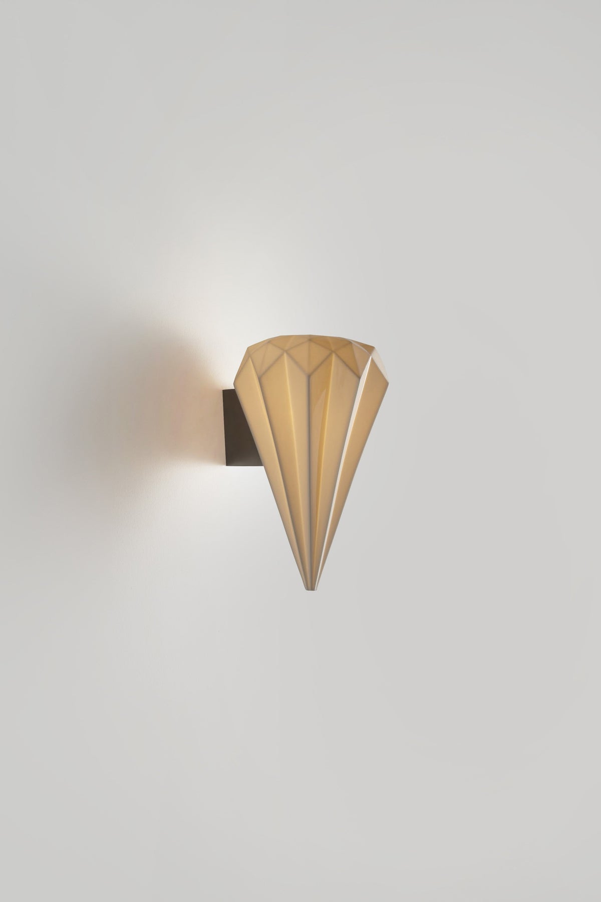Hatton 3 Wall Light by Original BTC (photo 7)