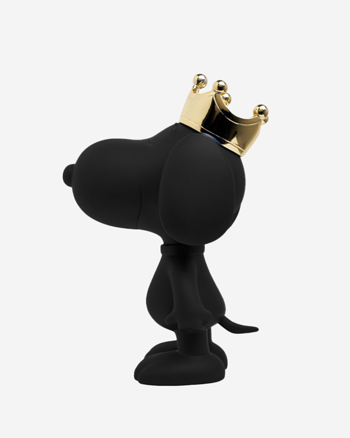 Leblon Delienne Snoopy Crown sculpture in Black & Gold, 12 inch – view 3