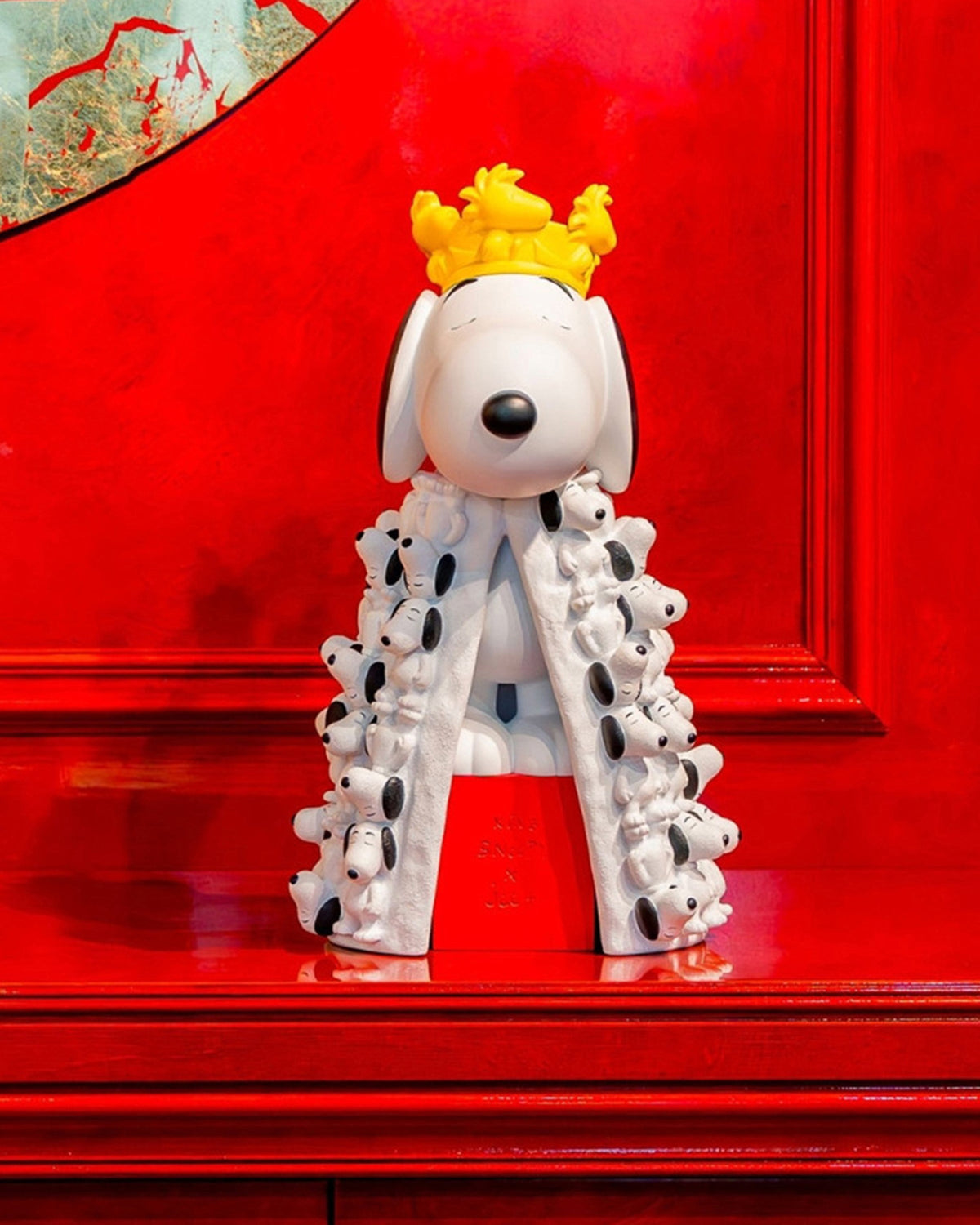 Leblon Delienne King Snoopy by Jean-Charles de Castelbajac sculpture in Multicolor (white, black, red & yellow), 17 inch – view 3