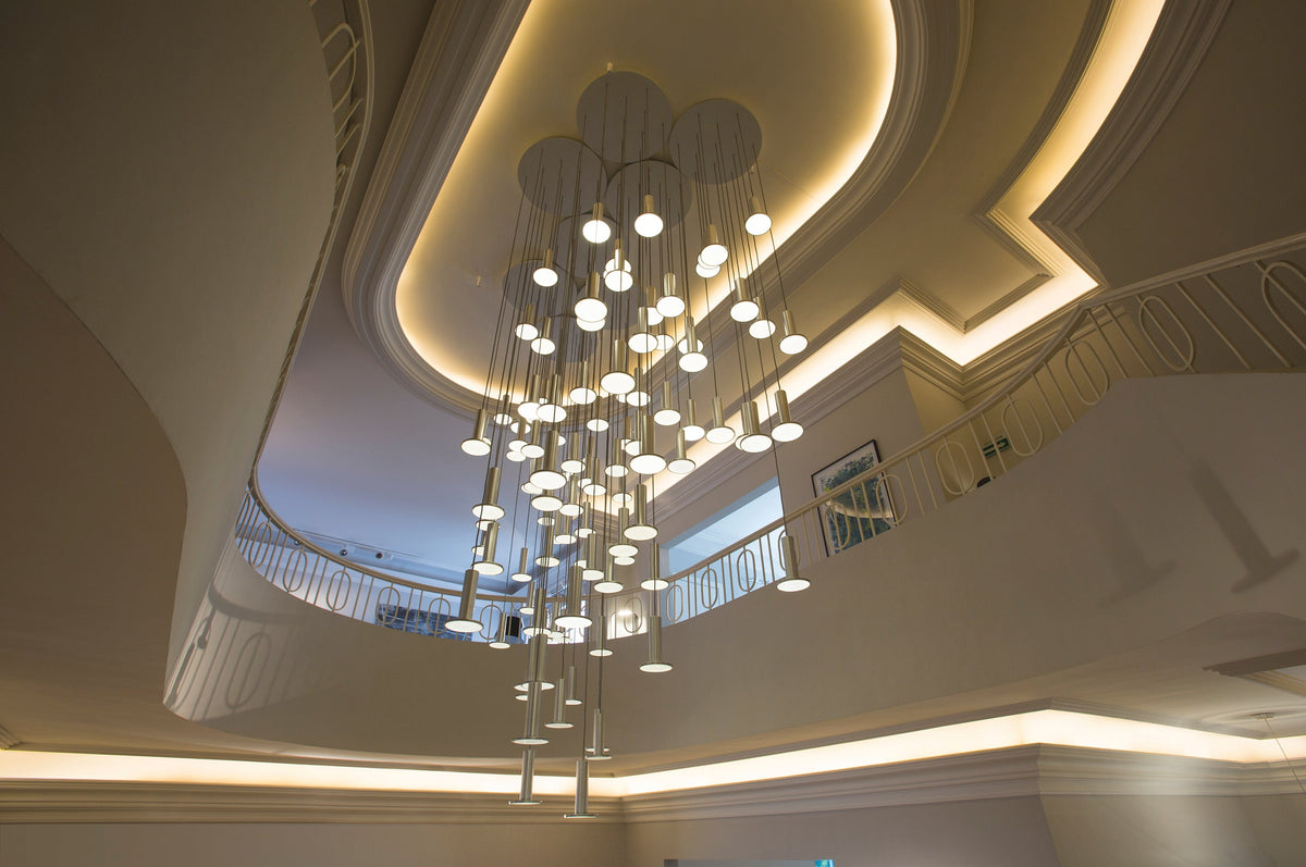 Pablo Designs Cielo Plus LED chandelier, cluster of glowing disc pendants – view 32