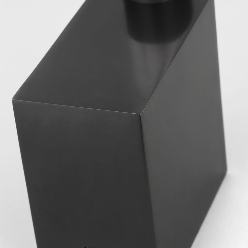 Visual Comfort Phobos 15 Rechargeable Led Table Lamp 