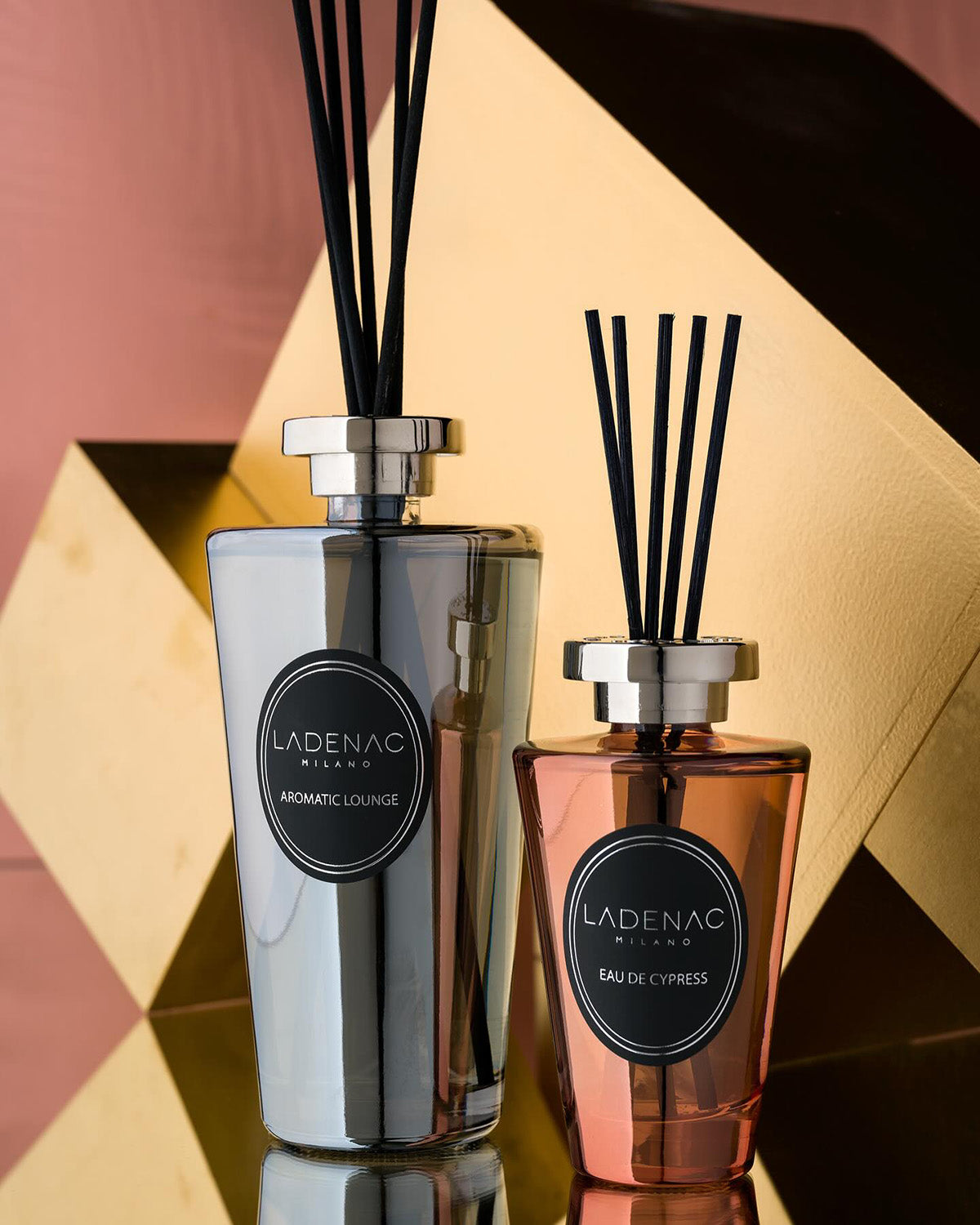 Urban Senses reed diffuser 200 ml by Ladenac Milano, diffusers and candles on a pink and gold backdrop