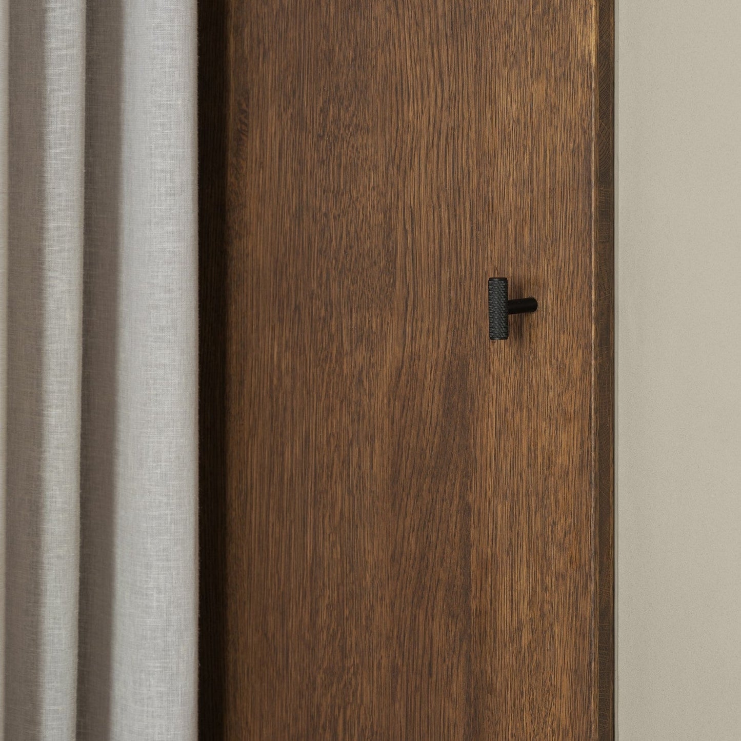 blomus Rof Bar Shaped Wall Hook Cabinet Knob Black Set of 2