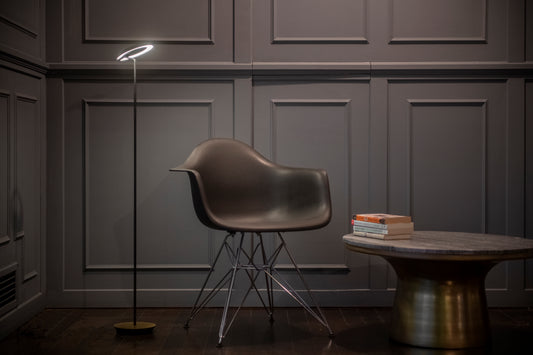 Koncept Royyo LED Floor Lamp in a room setting, photo 2