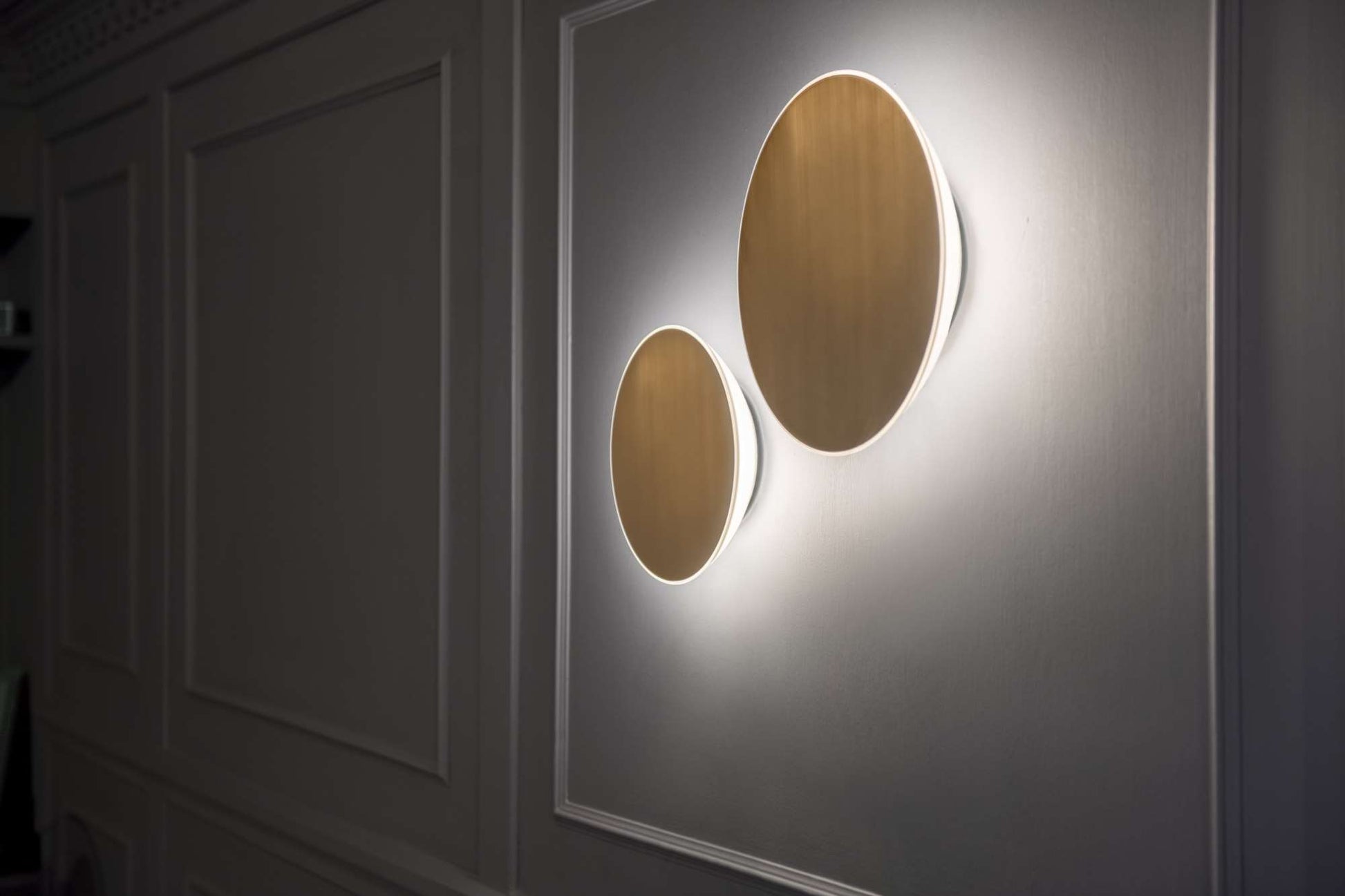 modern brass LED wall lamp for luxury bedroom and hallway lighting