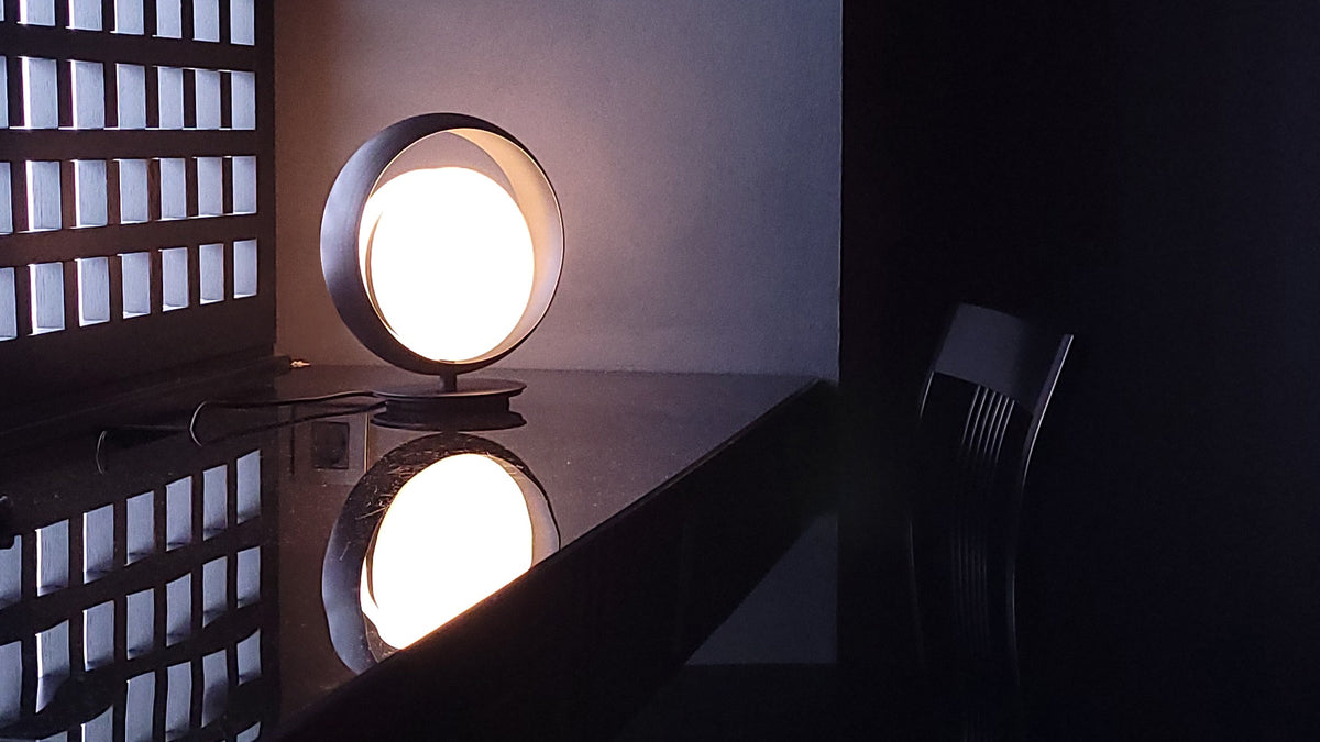 Ring T table lamp by ILMIODESIGN