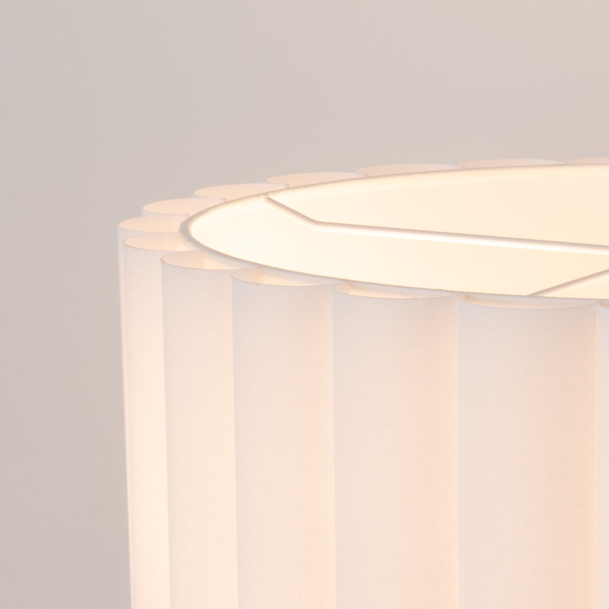 Scallop Slimline Table Lamp by Nova of California – view 4