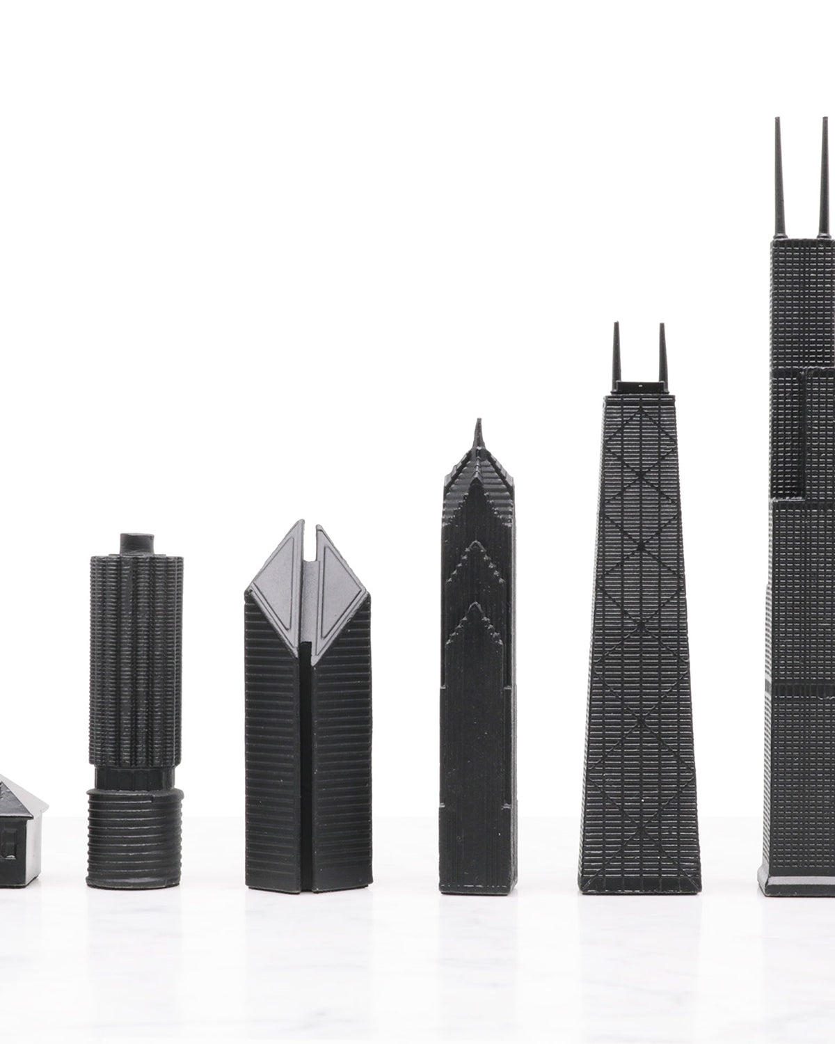 Skyline Chess Chicago Edition stainless steel chess set with wood map board – photo 3