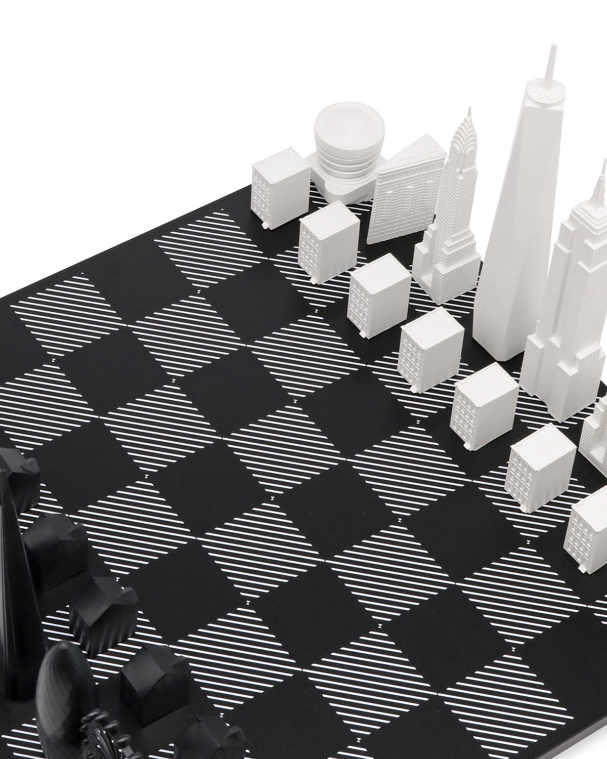 Skyline Chess London vs New York Edition acrylic chess set with black & white hatch board