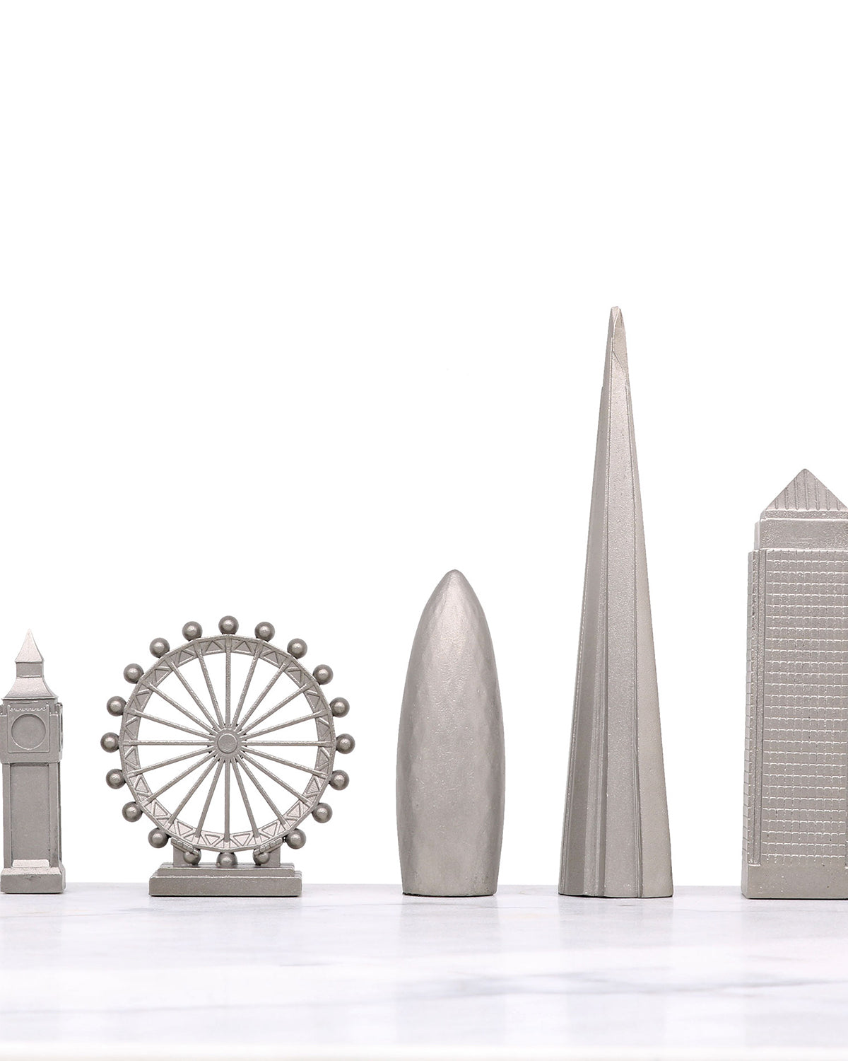 Skyline Chess London Edition stainless steel chess set with wood map board – photo 4