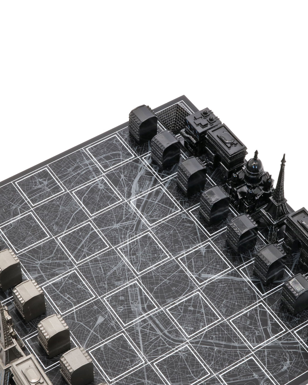 Skyline Chess Paris Edition stainless steel chess set with wood map board – photo 6