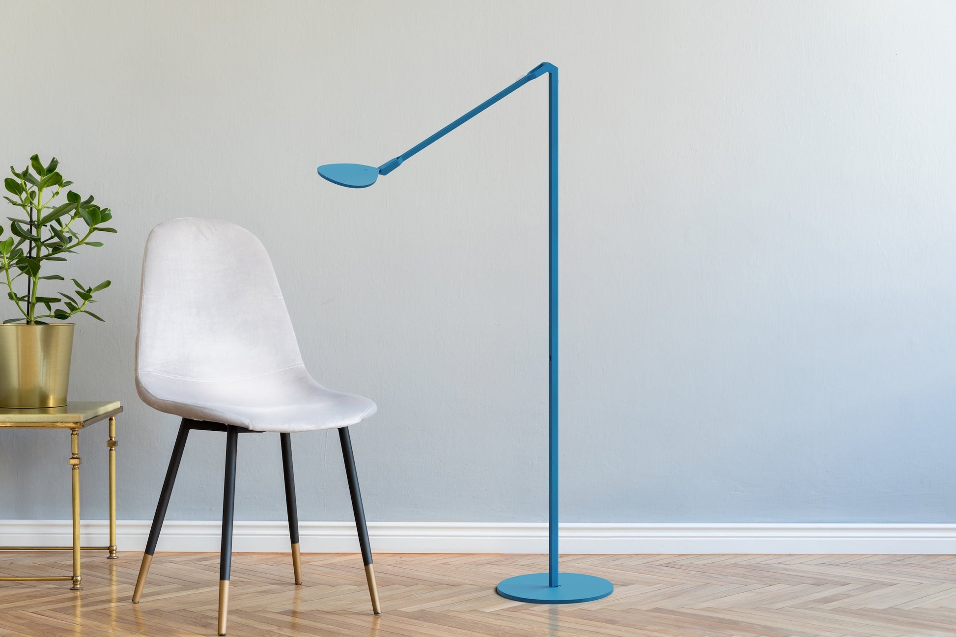 Splitty Floor Lamp Matte Black Spy W Mtb Usb Flr by Koncept Inc