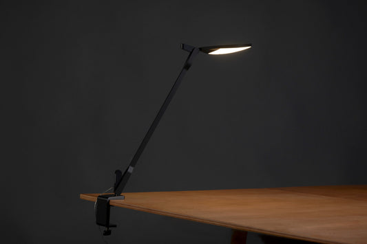 Splitty Warm Light Matte Black 2 Piece Desk Clamp Spy W Mtb Usb 2Cl by Koncept Inc