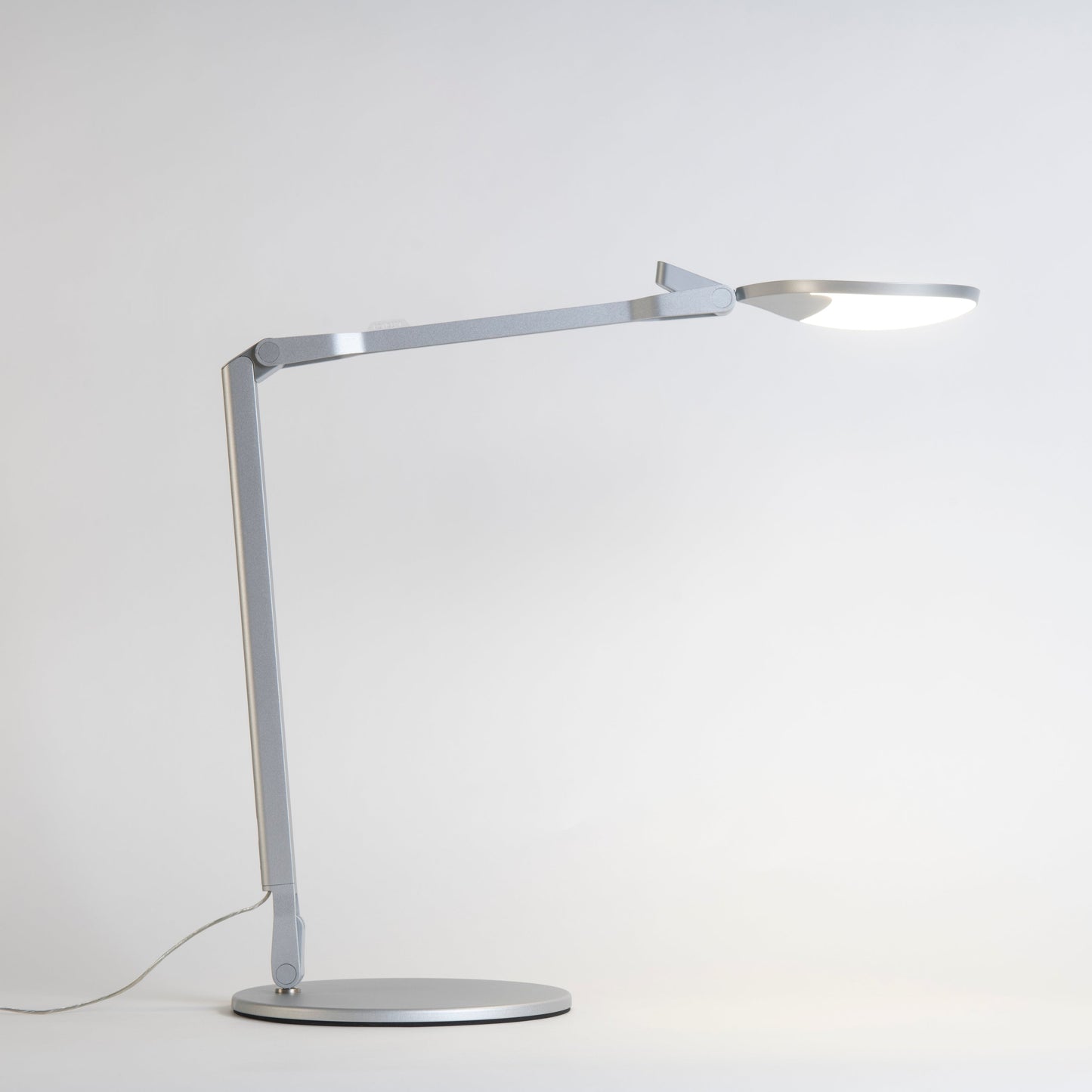 Splitty Reach Warm Light Silver Desk Base Spy W Sil Rch Dsk by Koncept Inc