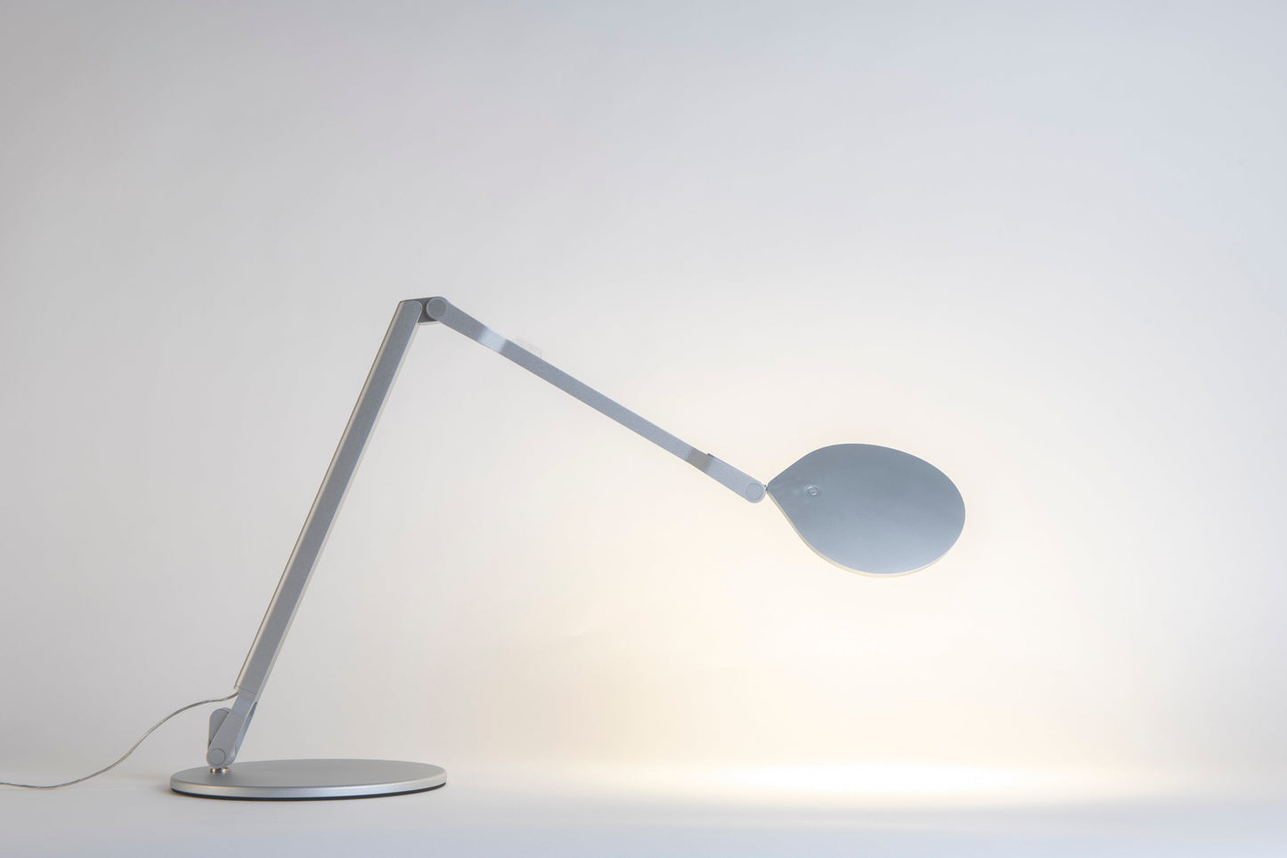 Splitty Reach Warm Light Silver Desk Base Spy W Sil Rch Dsk by Koncept Inc