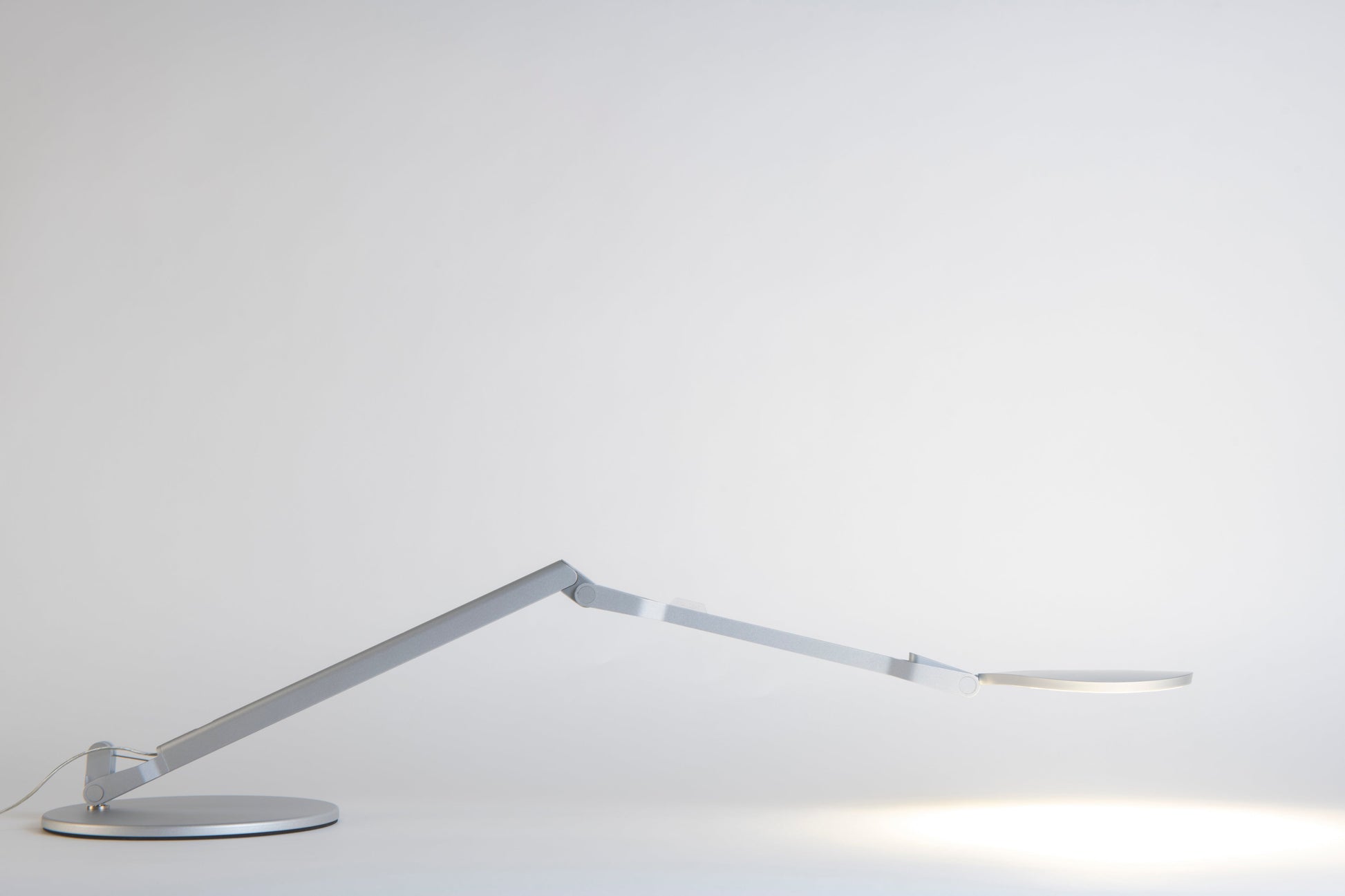 Splitty Reach Warm Light Silver Desk Base Spy W Sil Rch Dsk by Koncept Inc