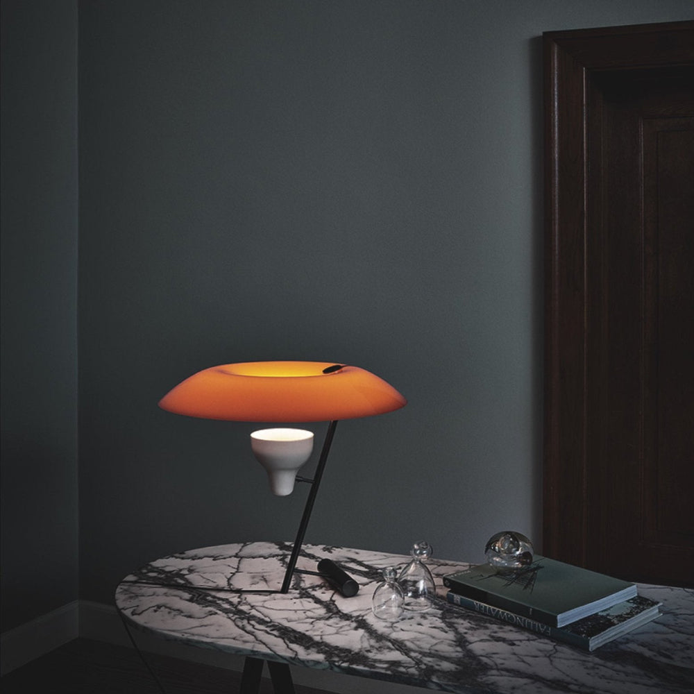 Model 548 by Astep — close view of the lit spotlight and screen
