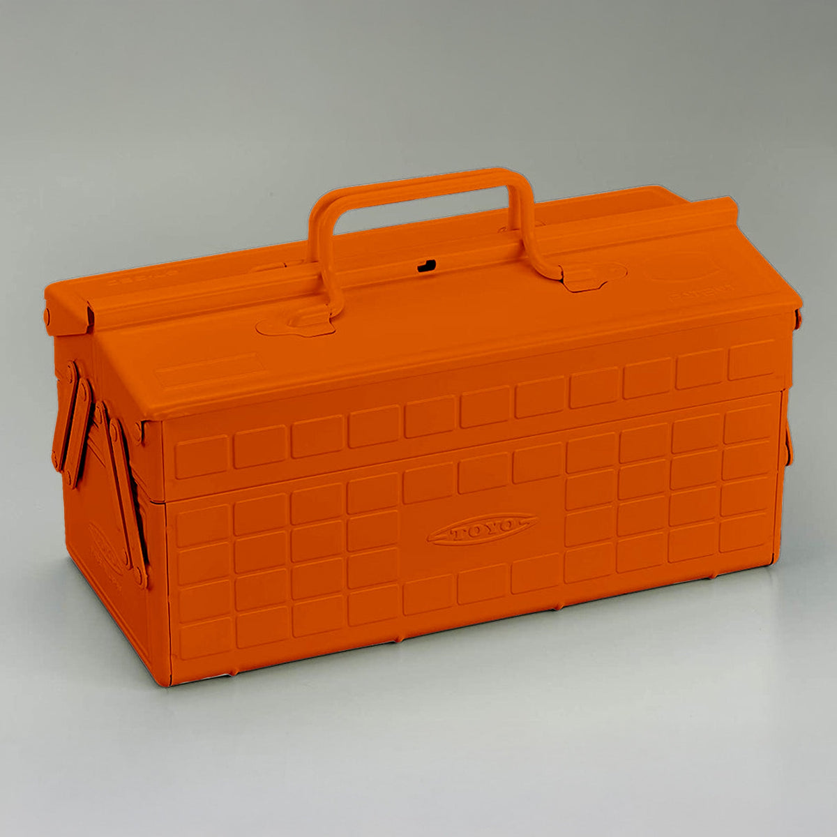 Toyo Steel ST-350 Two-Level Cantilever Toolbox – Orange, closed