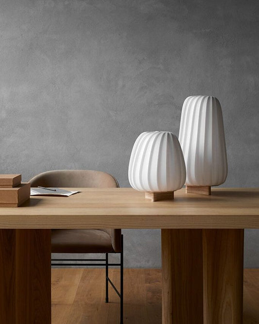 Tom Rossau ST906 table lamp – White Coated Paper, switched off