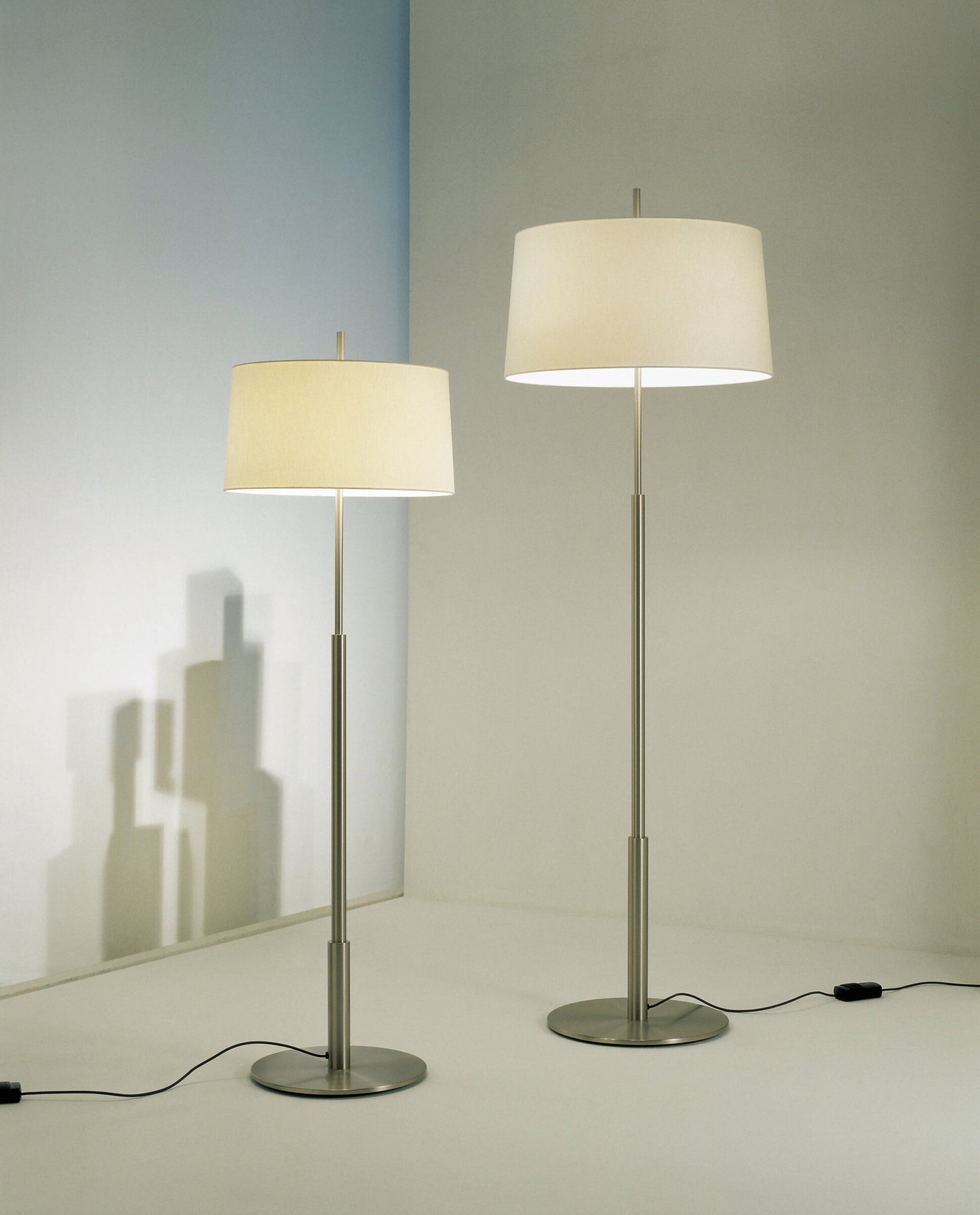 Santa & Cole Diana floor lamp showcasing refined craftsmanship