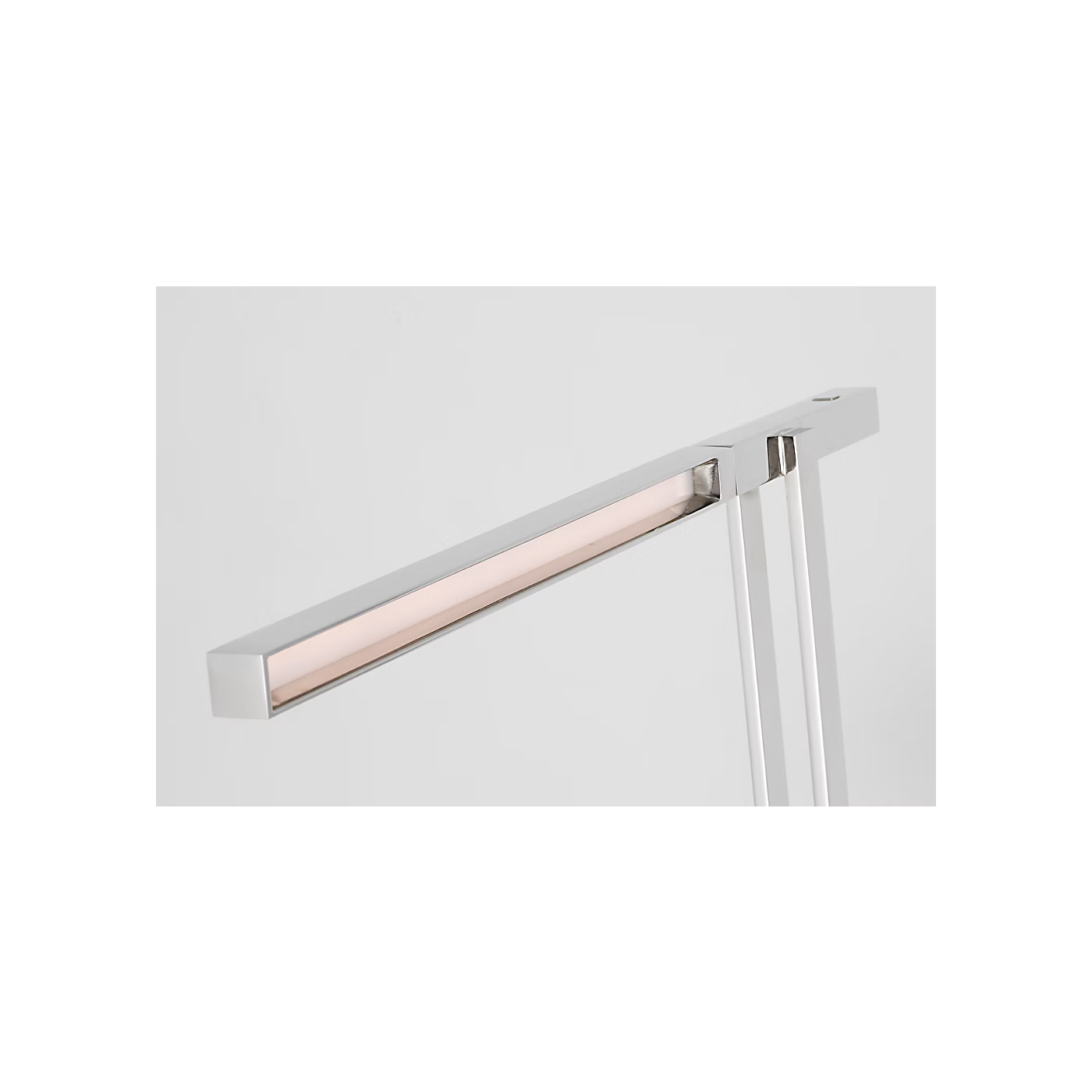 Visual Comfort Stagger Small Floor Lamp | Mick De Giulio | 38" | LED 2700K | Black, Brass or Nickel