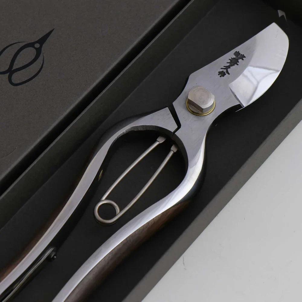 Toyama Hamono T101 pruning shears, forged carbon steel (photo 7)