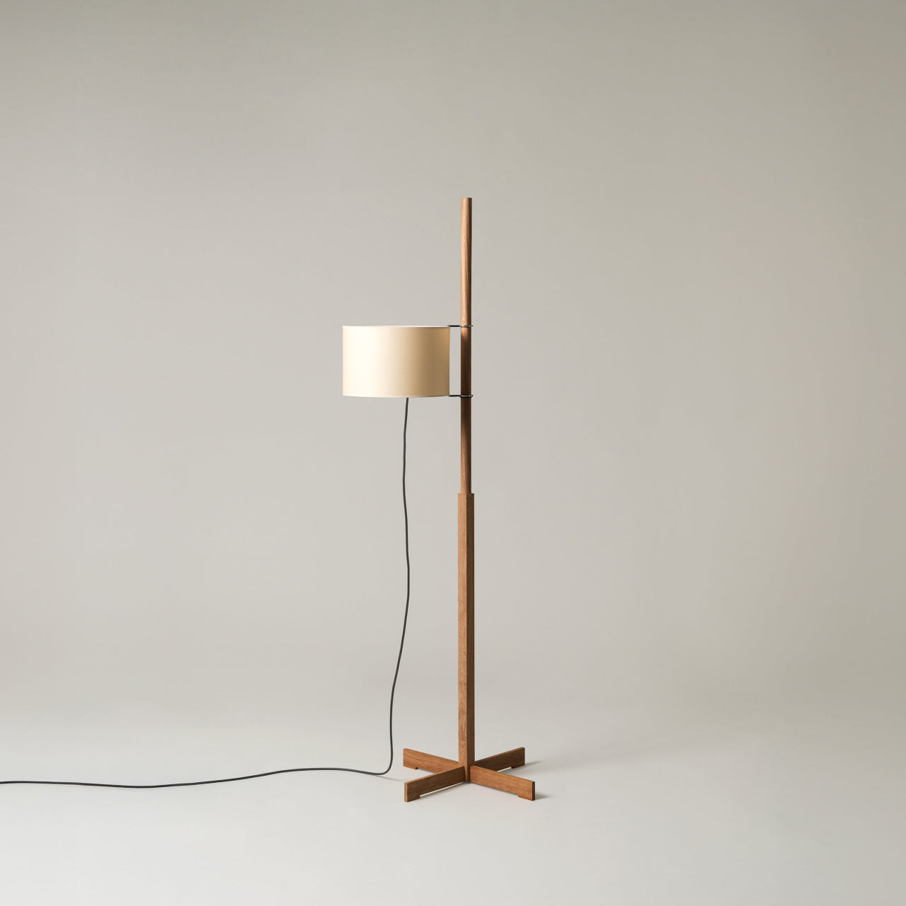 Santa & Cole TMM parchment shade floor lamp with natural wood structure styled in luxury hotel suite