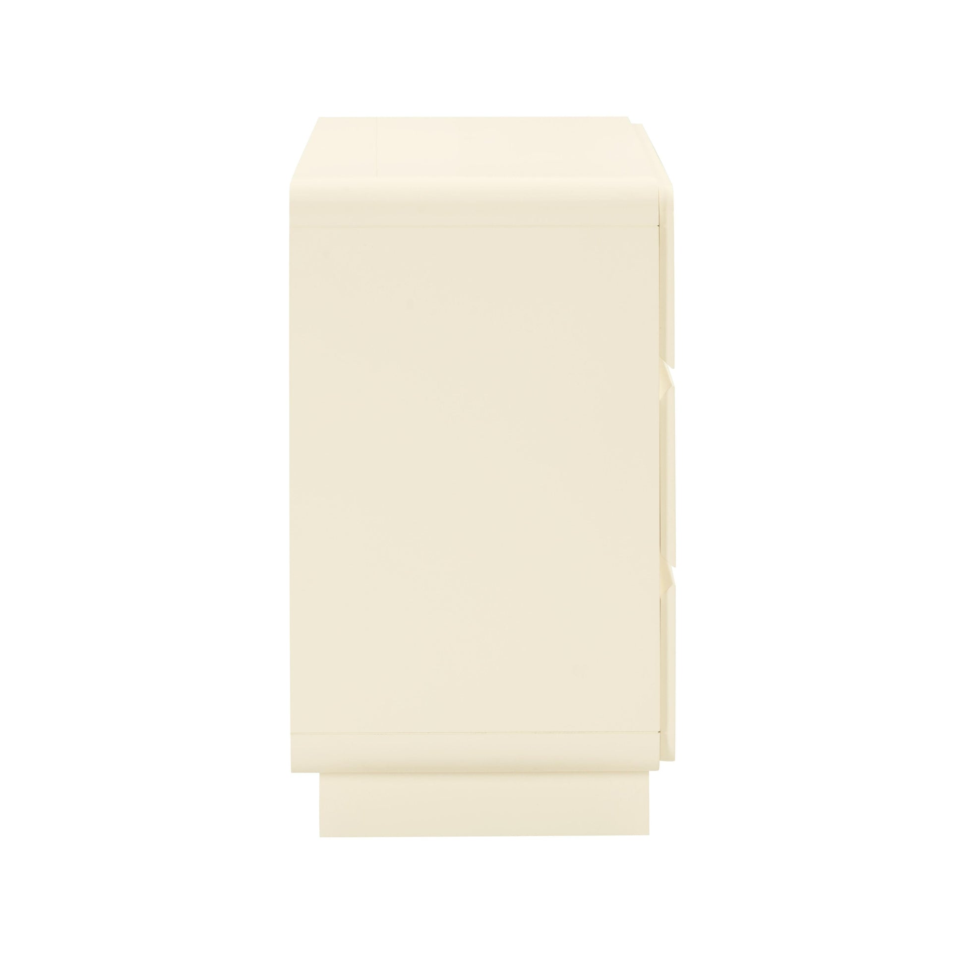 Sagura 56 6 Drawer Dresser by TOV B54231