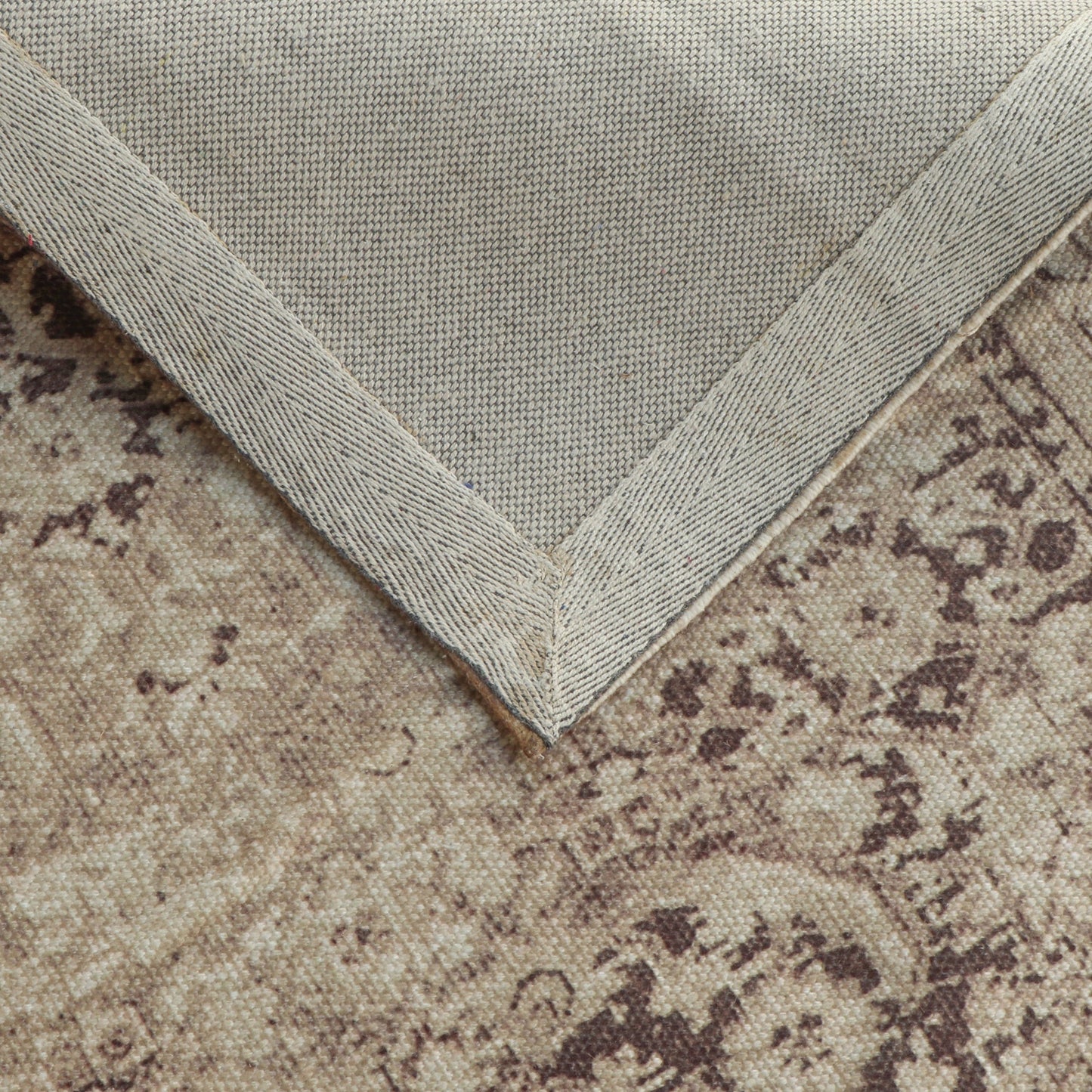 Bluma Area Rug Multi 5' x 7' by Tov Furniture