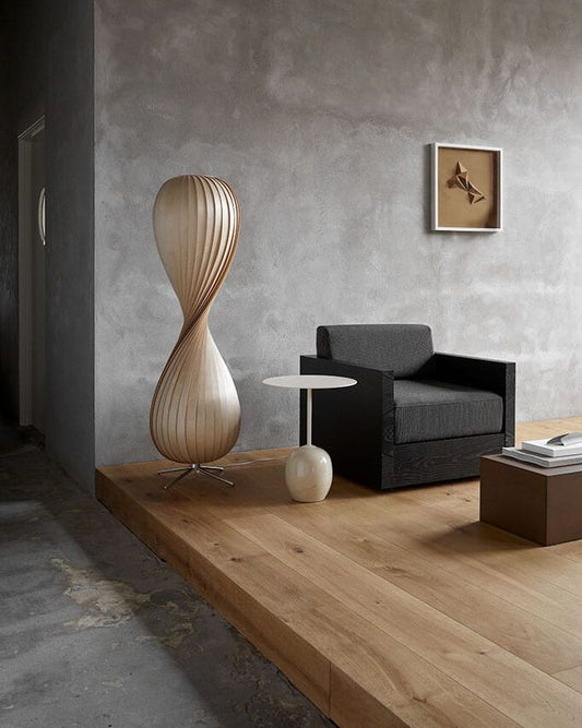 Tom Rossau TR10 floor lamp – 54.3 in, switched off
