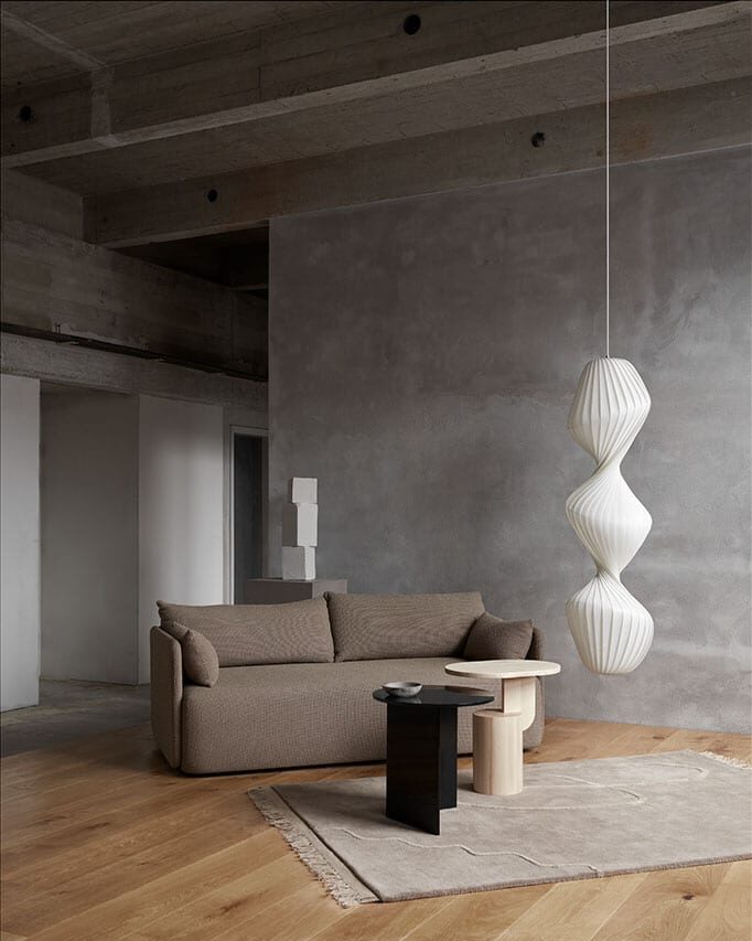 Tom Rossau TR33 pendant light – switched off, studio