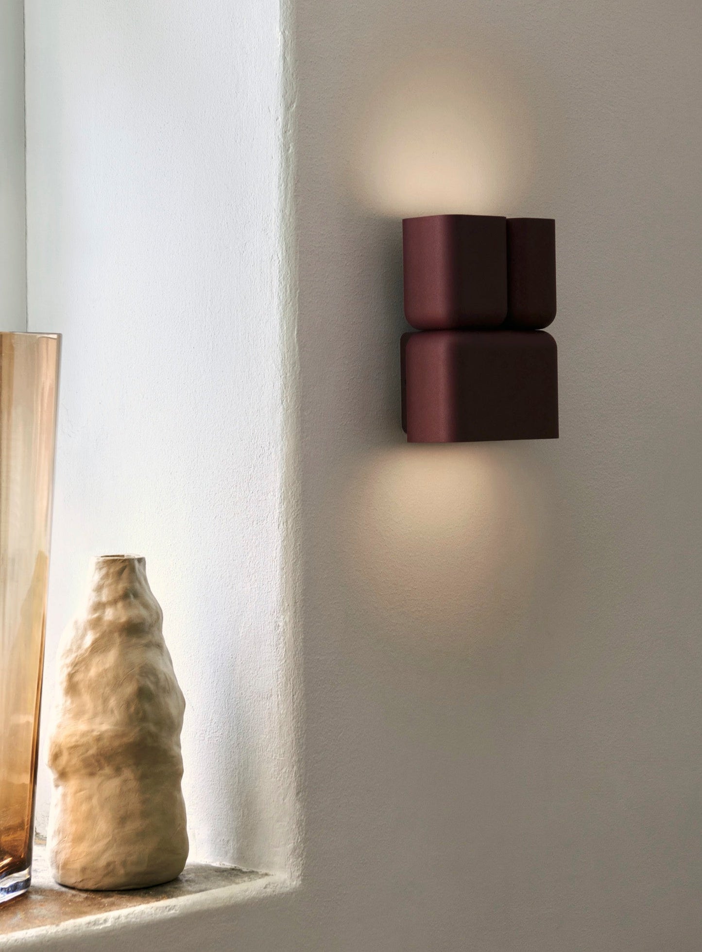 Tabata Wall Lamp Ln10 by &tradition
