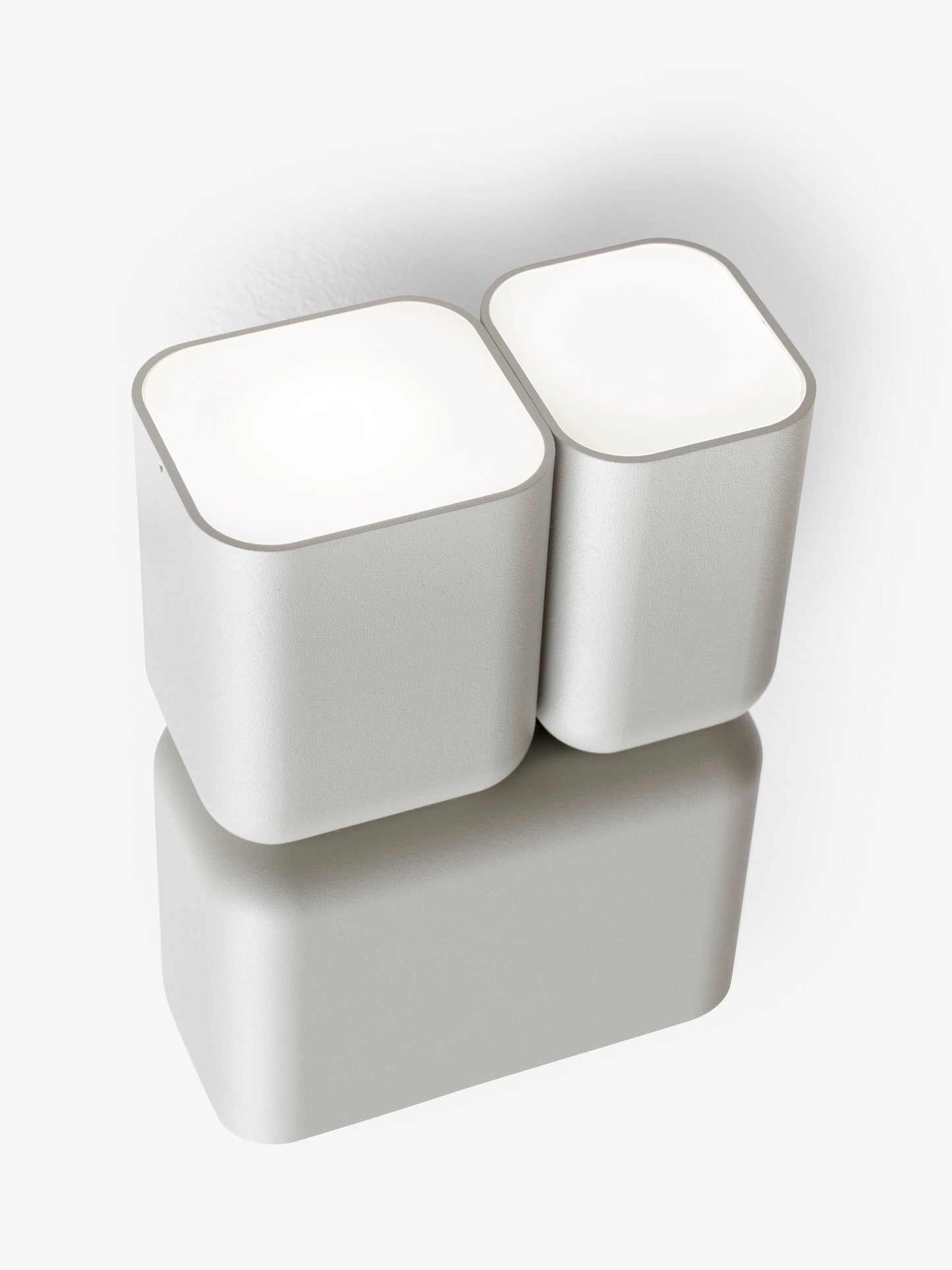 Tabata Wall Lamp Ln10 by &tradition
