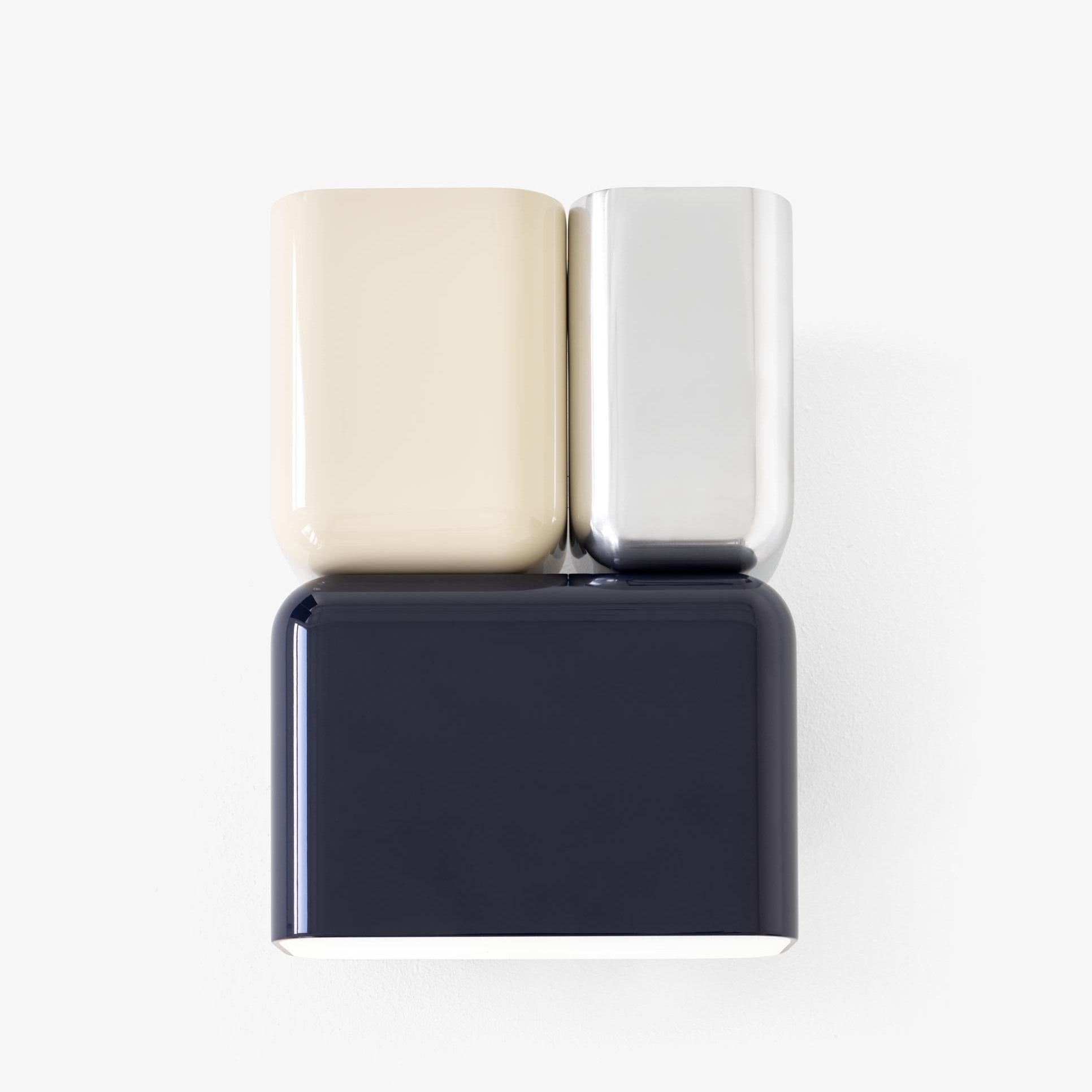 Tabata Wall Lamp Ln10 by &tradition