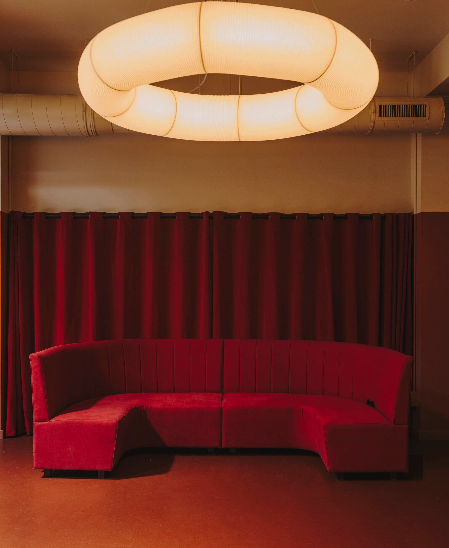 Minimalist circular pendant light for contemporary interiors