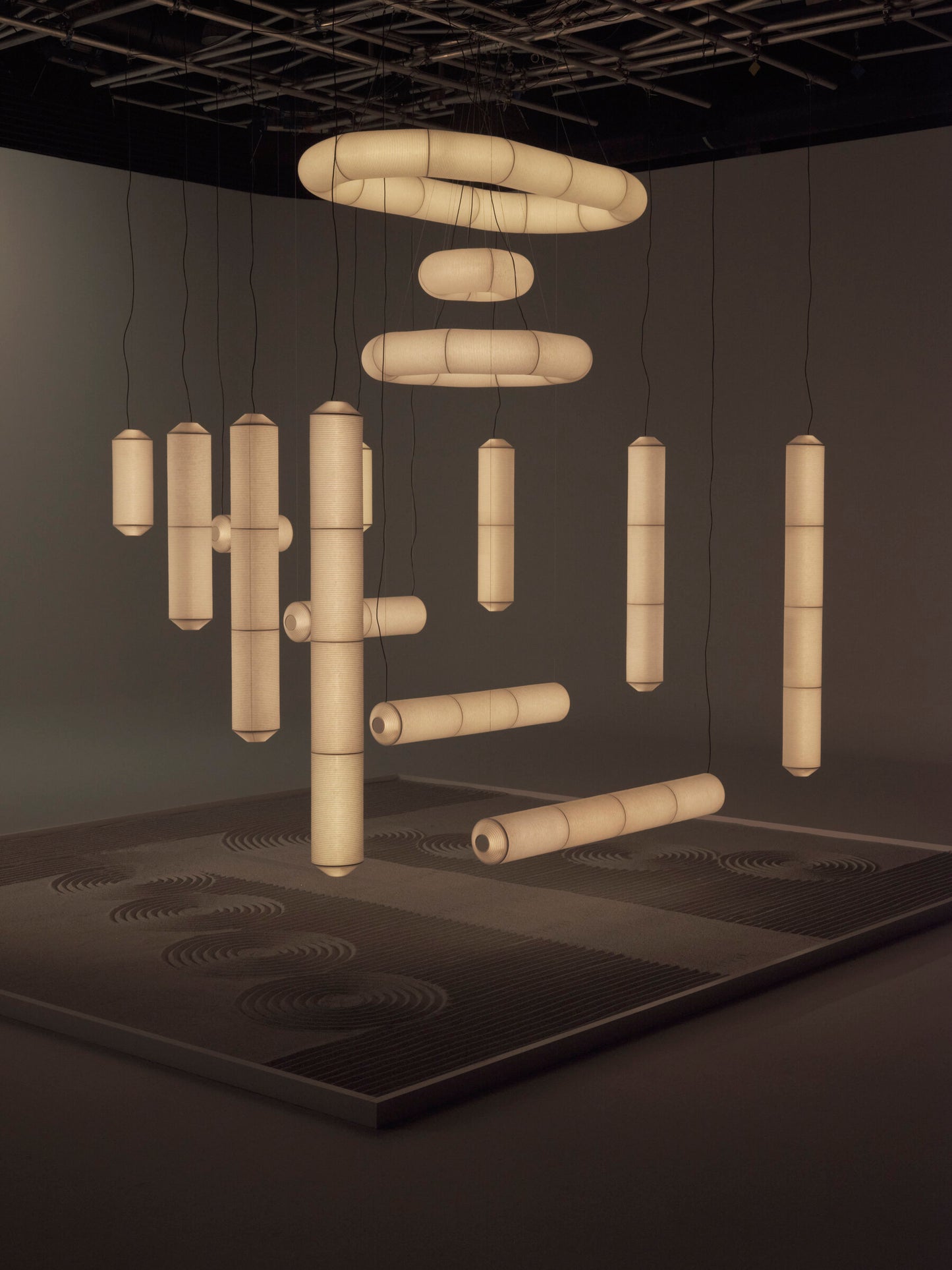 Tekiò Vertical indoor pendant light for dry locations