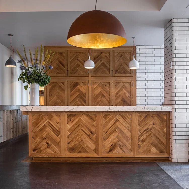 Mammalampa The Queen – installed at Tom’s Kitchen Canary Wharf (photo: Richard Lewisohn)