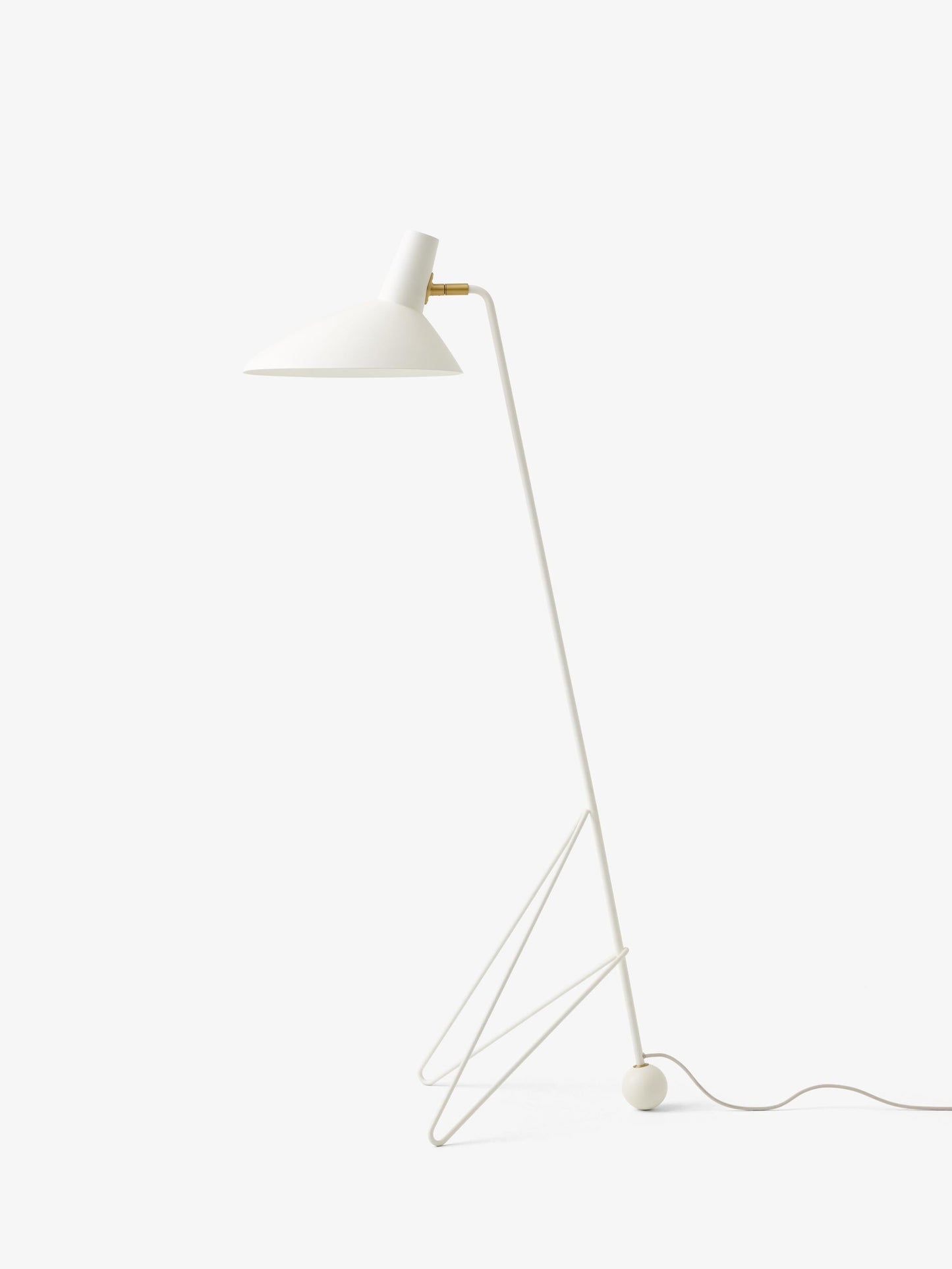 Tripod Hm8 Floor Lamp by &tradition