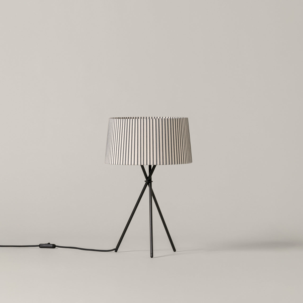 Santa & Cole table lamp with decorative striped shade