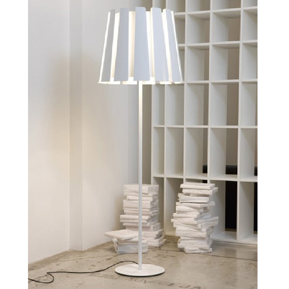 Carpyen Lighting Twist Floor Lamp