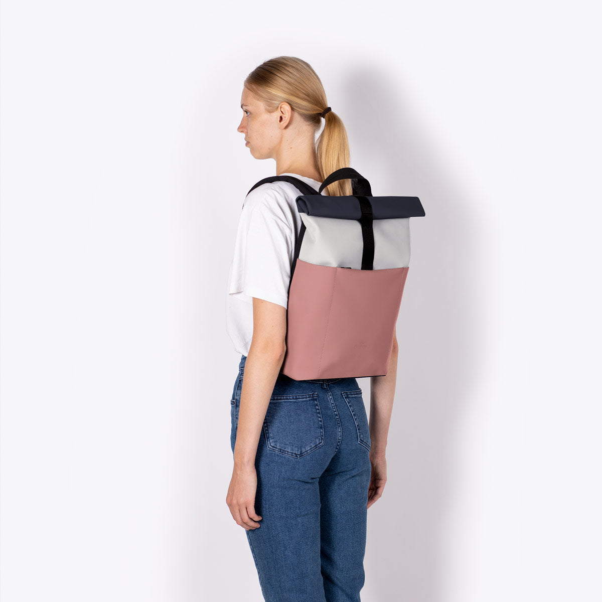 Ucon Acrobatics Hajo Mini backpack, glacier grey - dark rose, Lotus Infinity (photo 35)