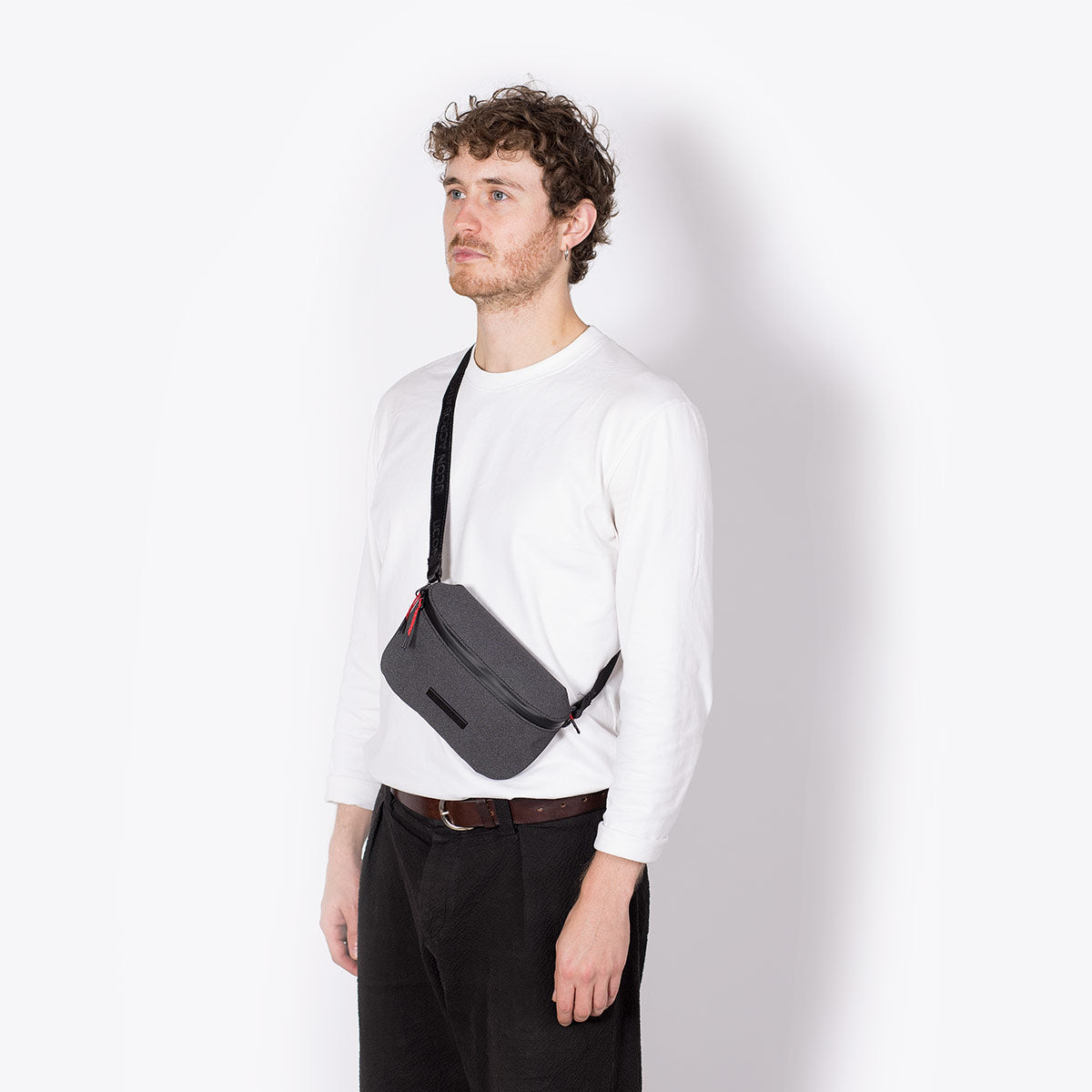 Ucon Acrobatics Jona Medium belt bag, asphalt reflective, Phantom (photo 4)