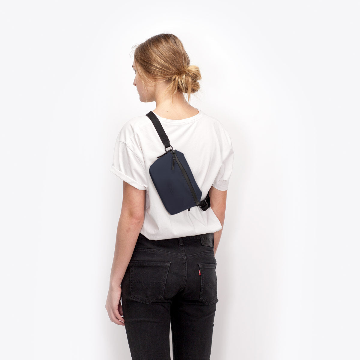 Ucon Acrobatics Jona Medium belt bag, dark navy, Lotus Infinity (photo 17)