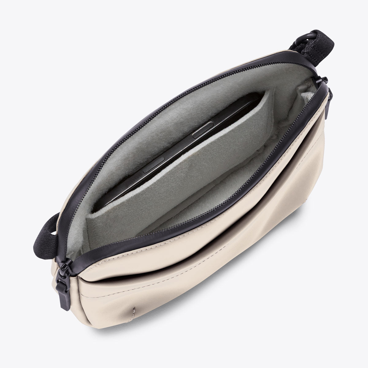 Ucon Acrobatics Melvin Medium crossbody bag, light sand, Lotus Infinity (photo 9)