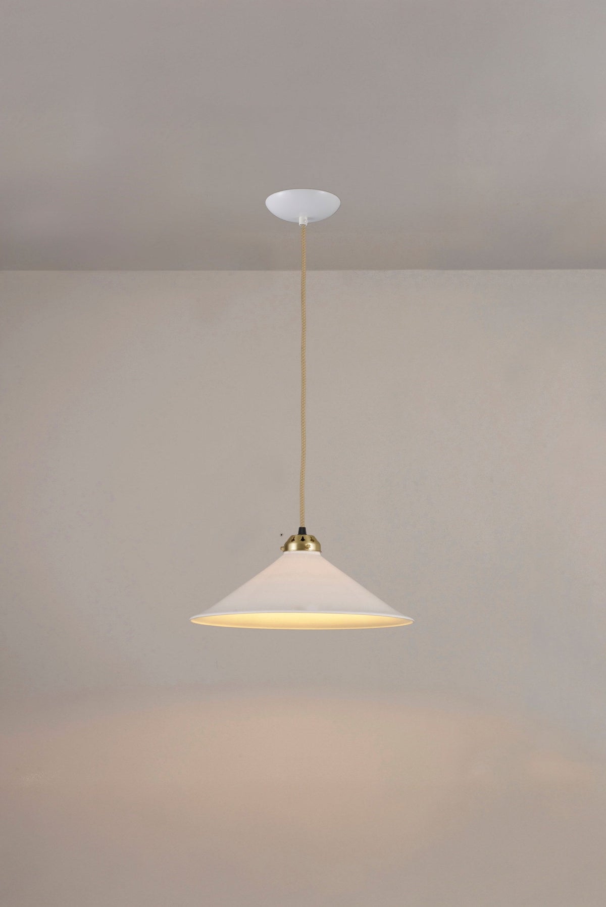 Cobb Large Pendant by Original BTC (photo 4)