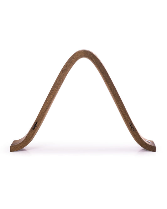 Teukho Lambda fossil oak LED table lamp in Brown, front view on white