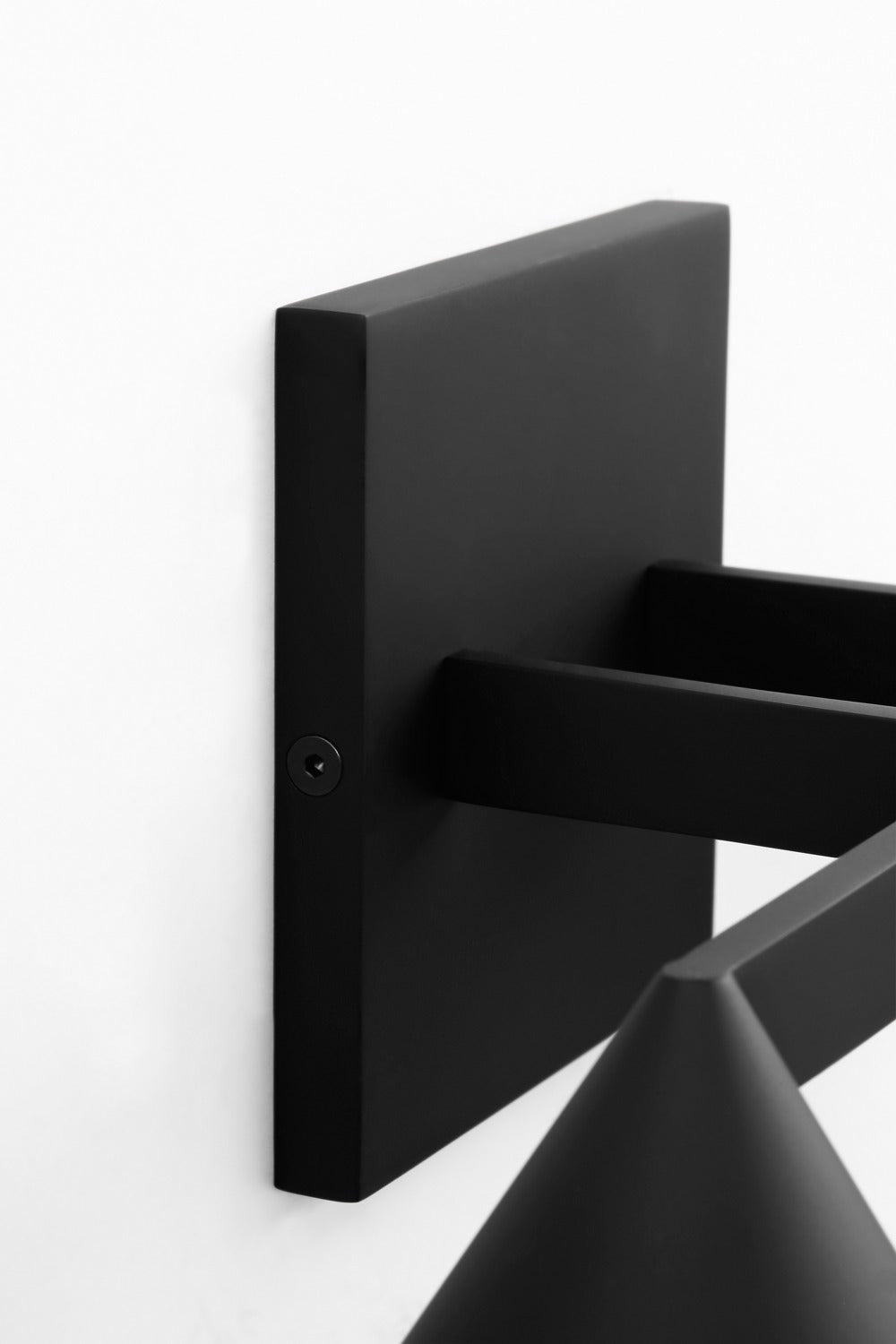 Visual Comfort Midrand 15 Vanity – view 6