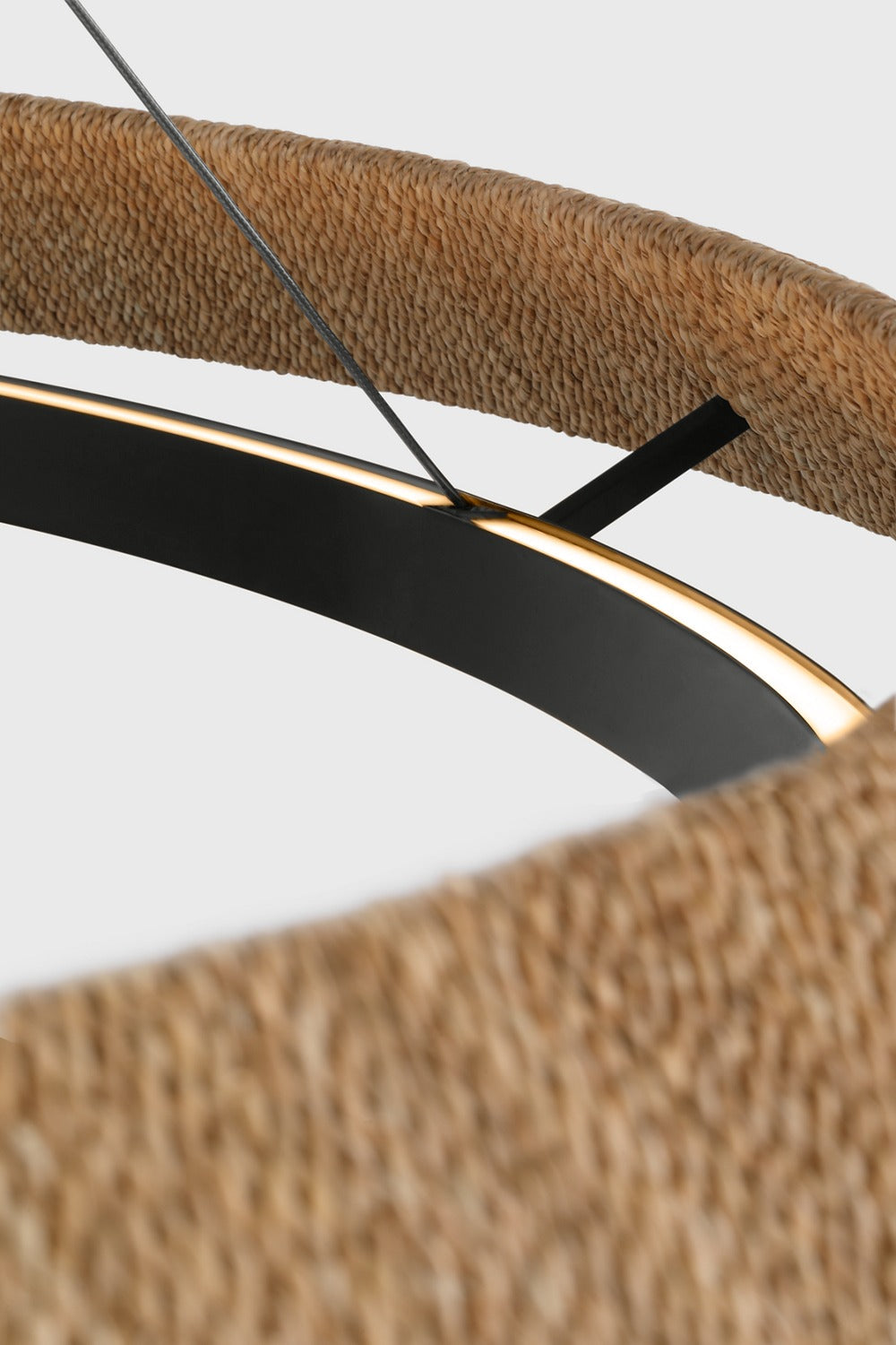 Visual Comfort Noa X-Large Chandelier – view 5