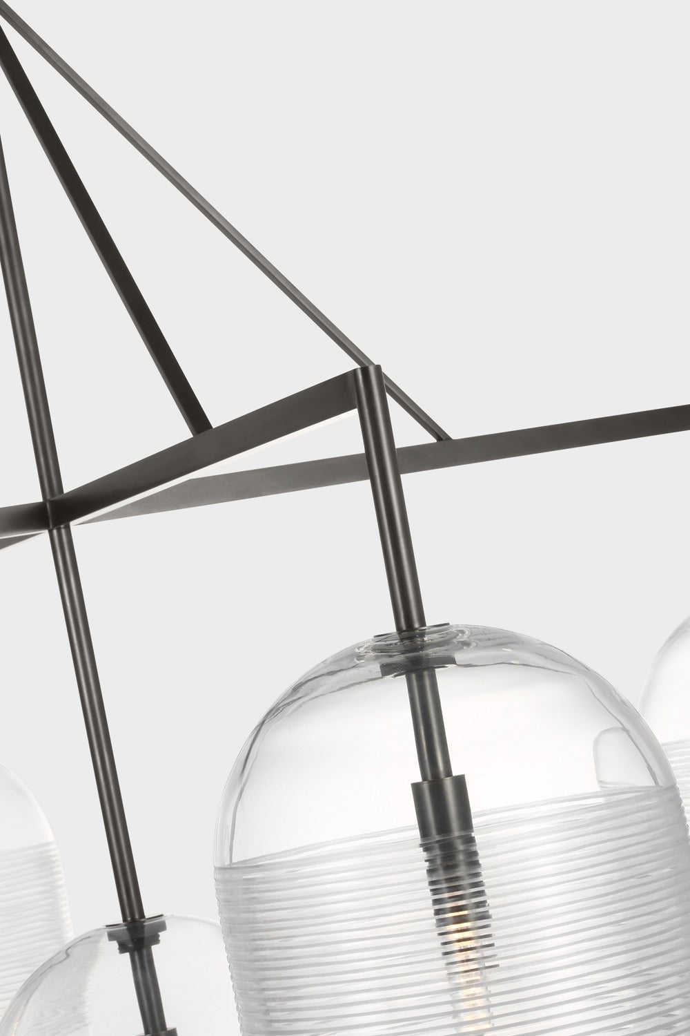 Visual Comfort Leano 52 Chandelier – view 4
